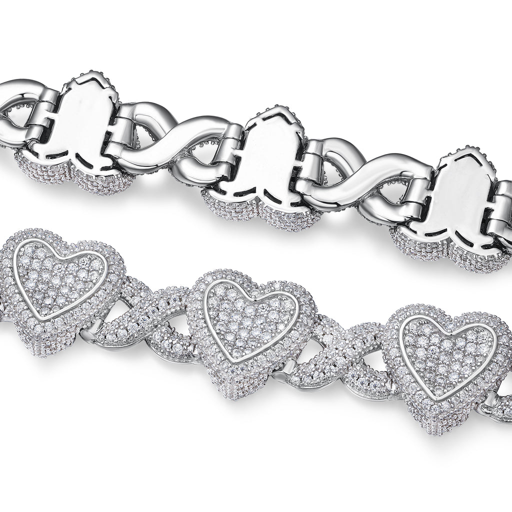 A Luxurious And Fashionable Minimalist Jewelry Bracelet Featuring Top-quality Moissanite, Made Of S925 Silver Electroplated With Platinum.