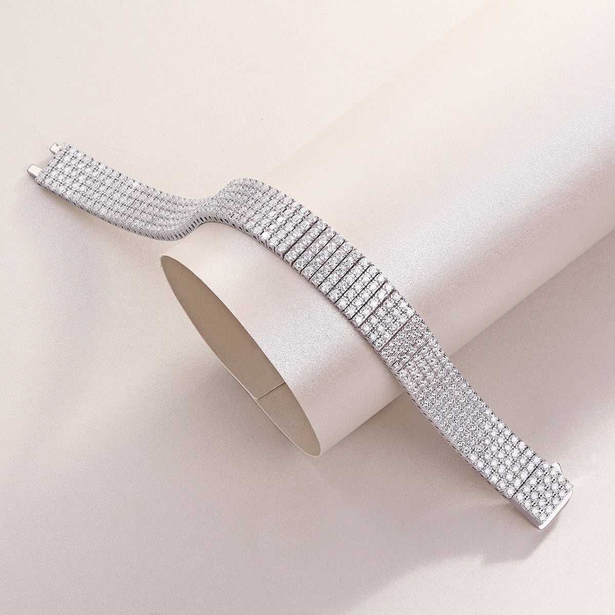 Shining And Simple - Luxurious And Fashionable Light Luxury Jewelry And Silver Bracelet Set With Top-quality Moissanite, S925 Silver-plated Platinum