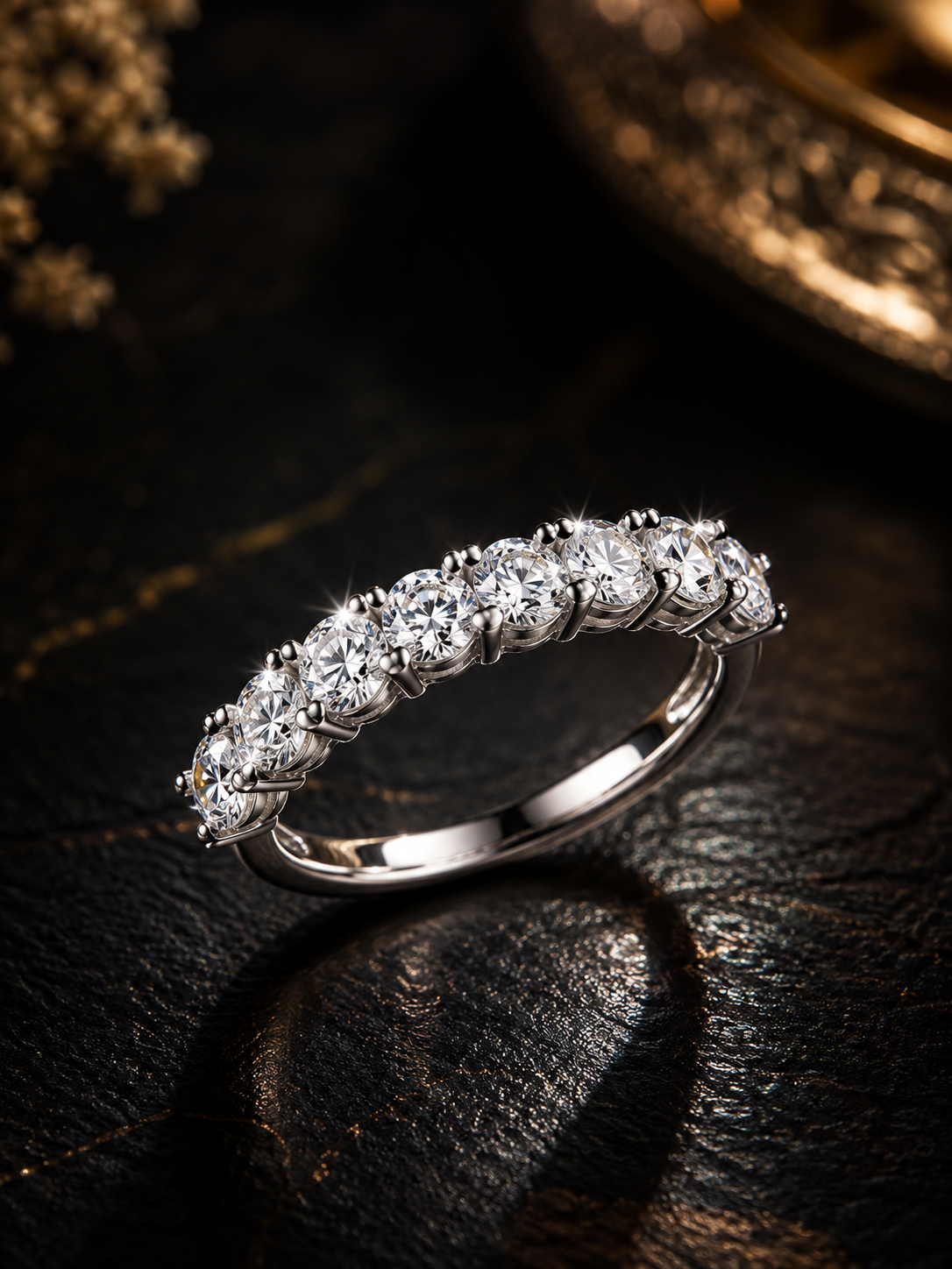 Moissanite Ovale Silver Ring — Veyra