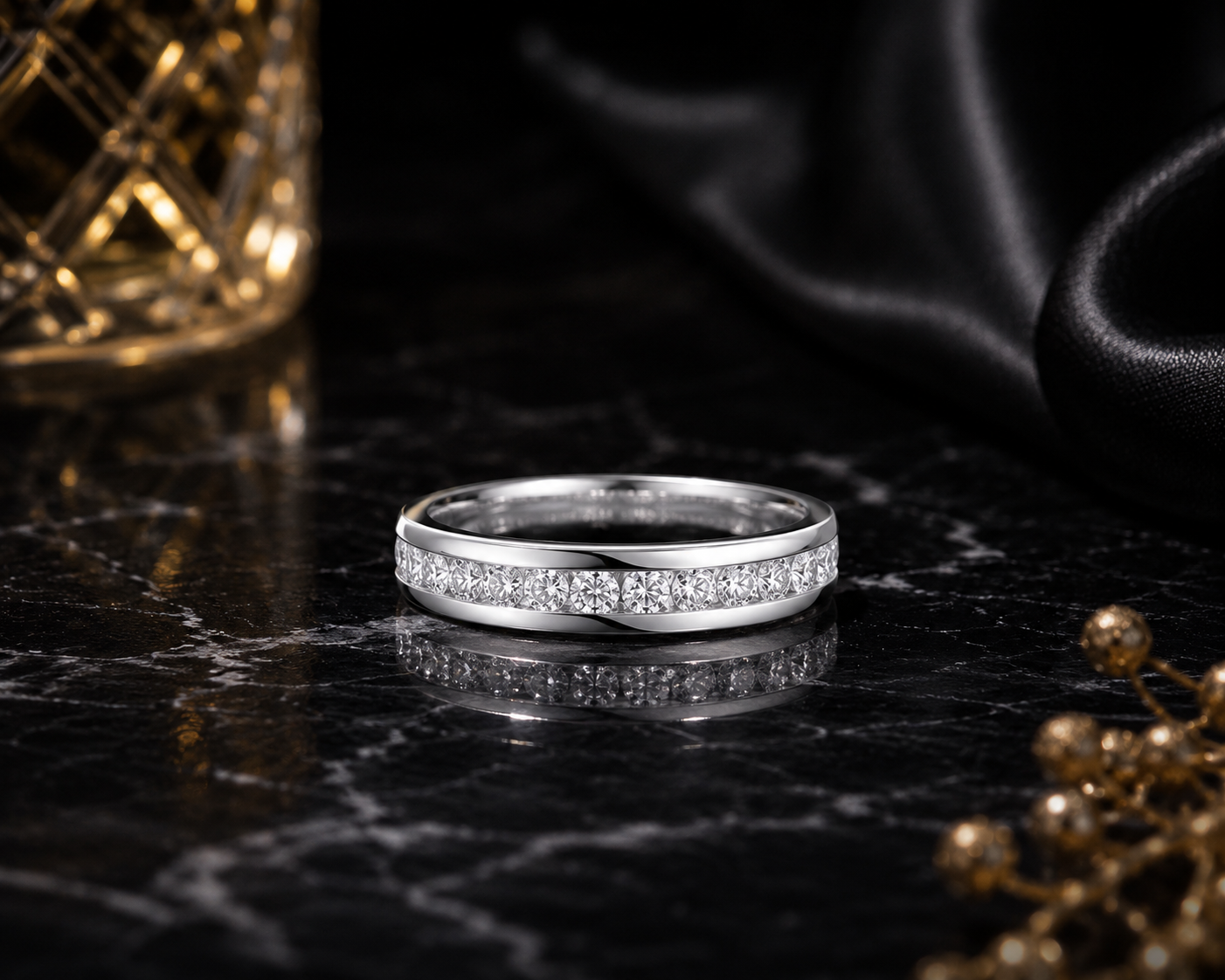 Moissanite Étoile Silver Band Ring — Veyra
